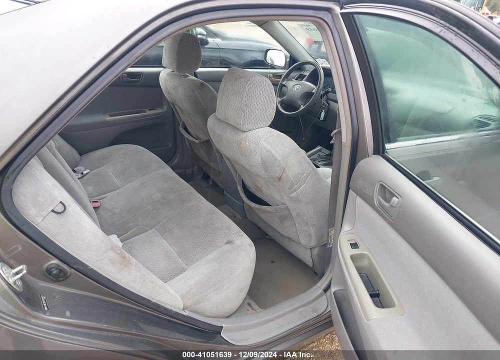 2004 TOYOTA CAMRY LE VIN: 4T1BE32K74U874933