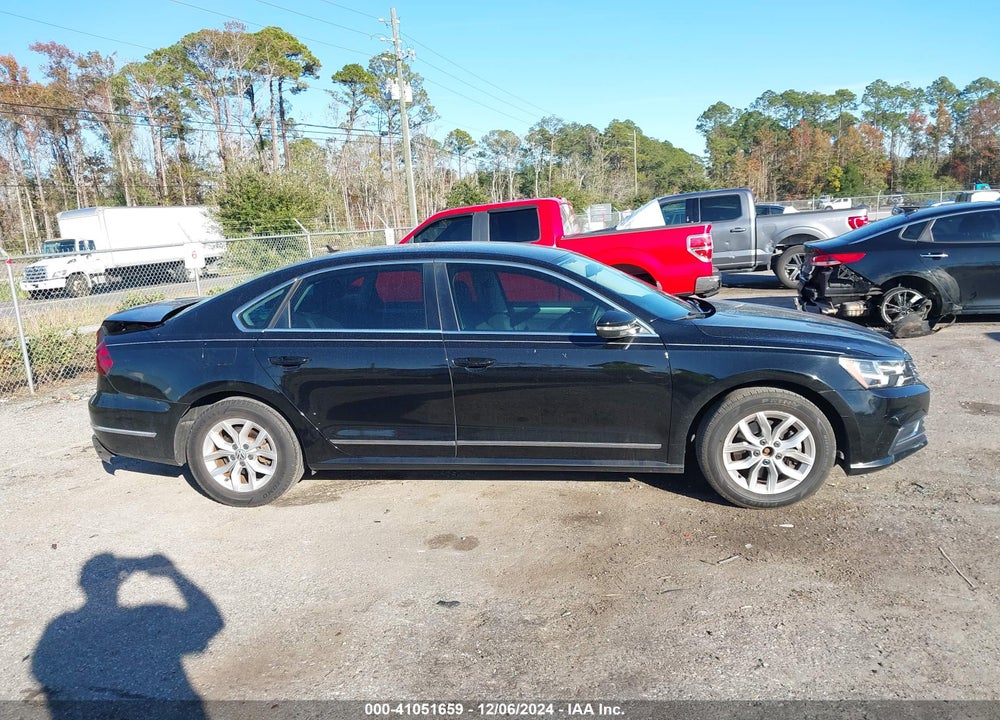 2016 VOLKSWAGEN PASSAT 1.8T S VIN: 1VWAT7A33GC008080