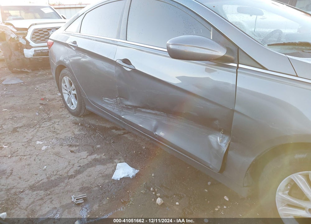 2011 HYUNDAI SONATA GLS VIN: 5NPEB4AC0BH082818