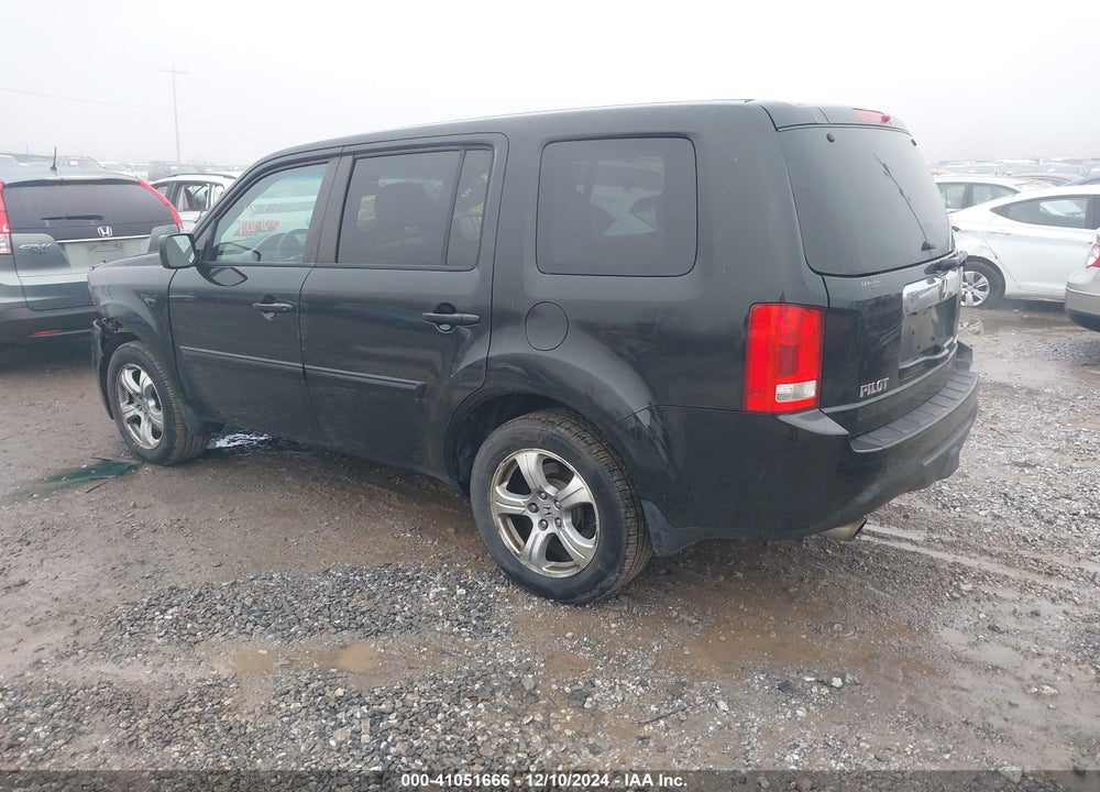 2015 HONDA PILOT EX-L VIN: 5FNYF4H68FB007841