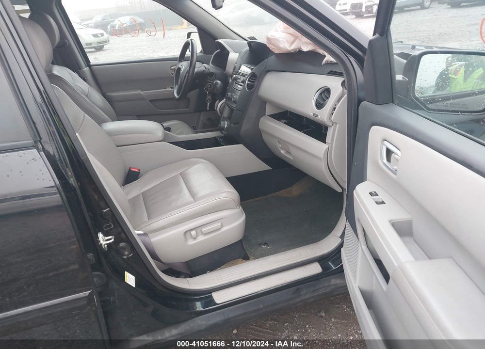 2015 HONDA PILOT EX-L VIN: 5FNYF4H68FB007841