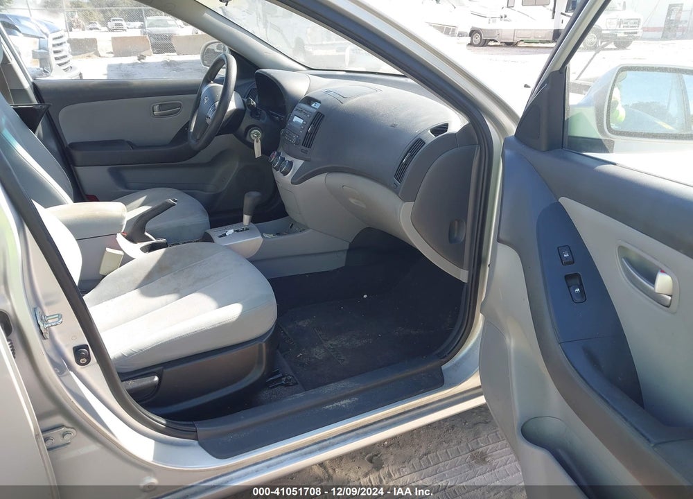 2009 HYUNDAI ELANTRA GLS VIN: KMHDU46D29U590436