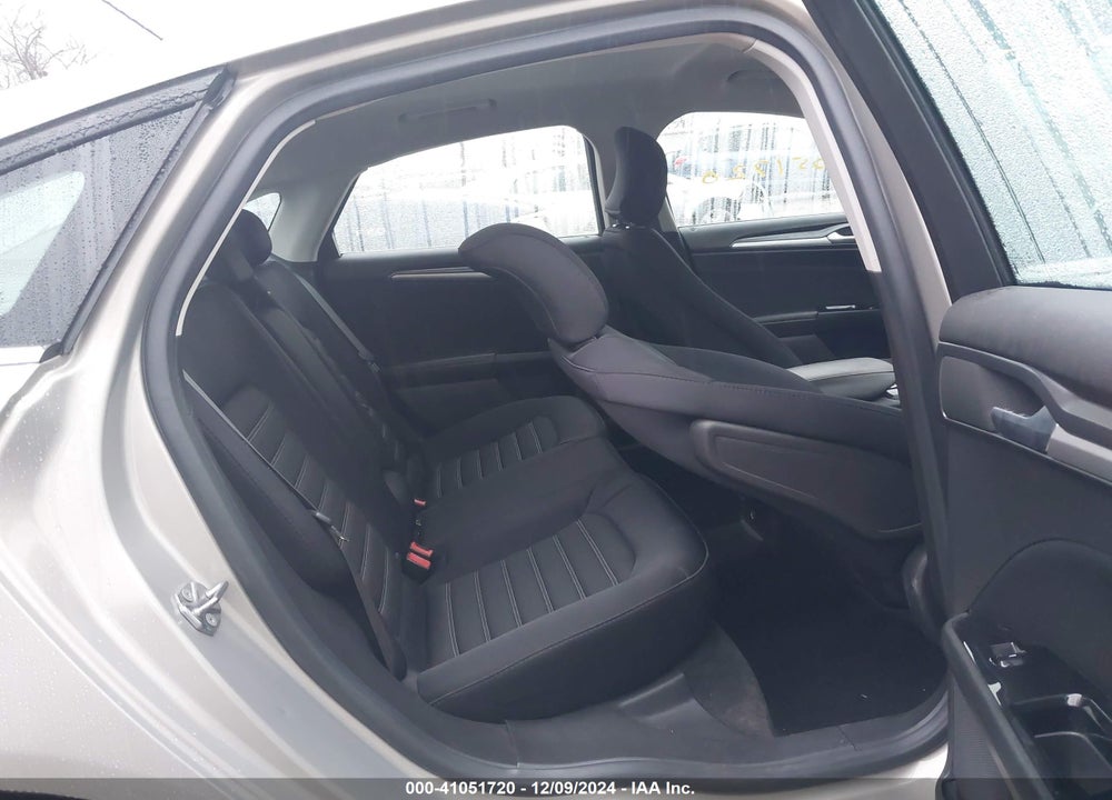 2015 FORD FUSION SE VIN: 3FA6P0H72FR277142