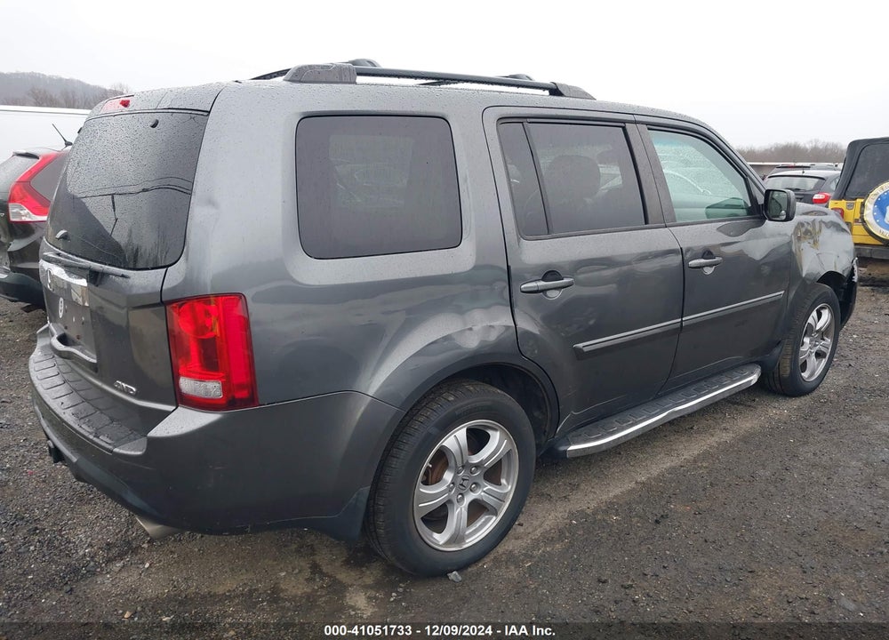 2013 HONDA PILOT EX-L VIN: 5FNYF4H53DB056627