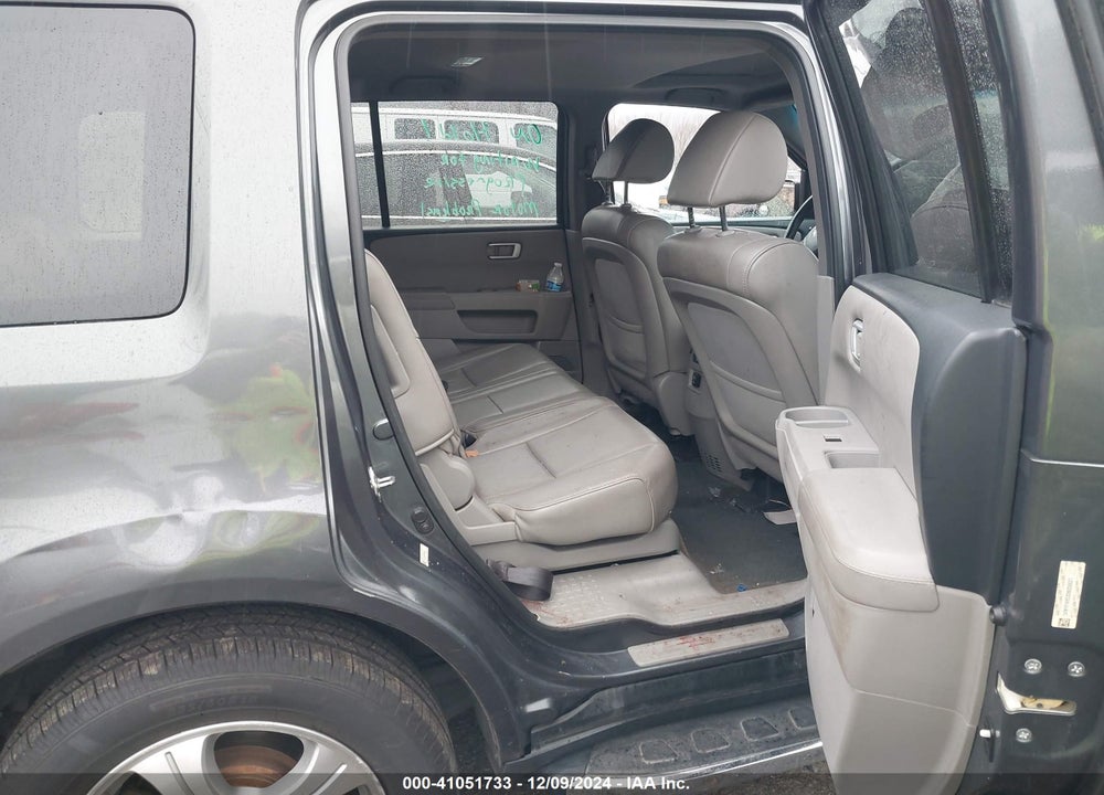 2013 HONDA PILOT EX-L VIN: 5FNYF4H53DB056627