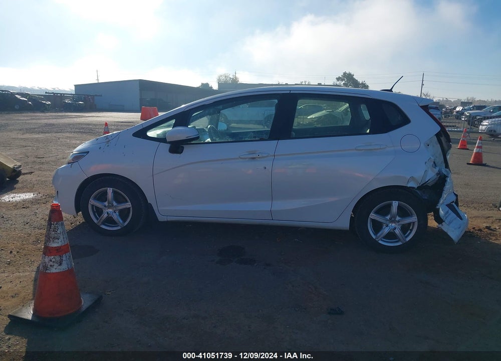 2017 HONDA FIT EX-L VIN: JHMGK5H94HS015642
