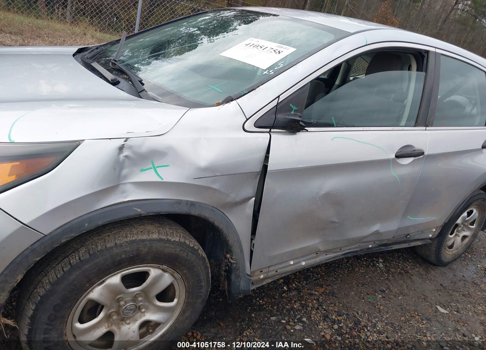 2013 HONDA CR-V LX VIN: 2HKRM3H38DH520855