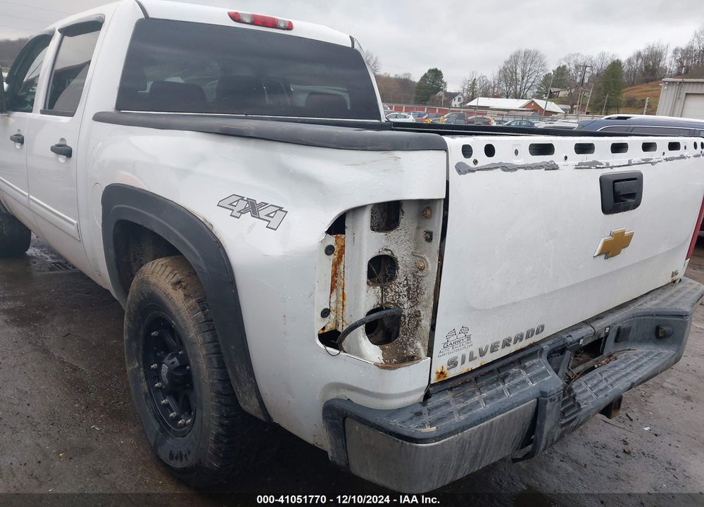 2013 CHEVROLET SILVERADO 1500 LS VIN: 3GCPKREA6DG225023