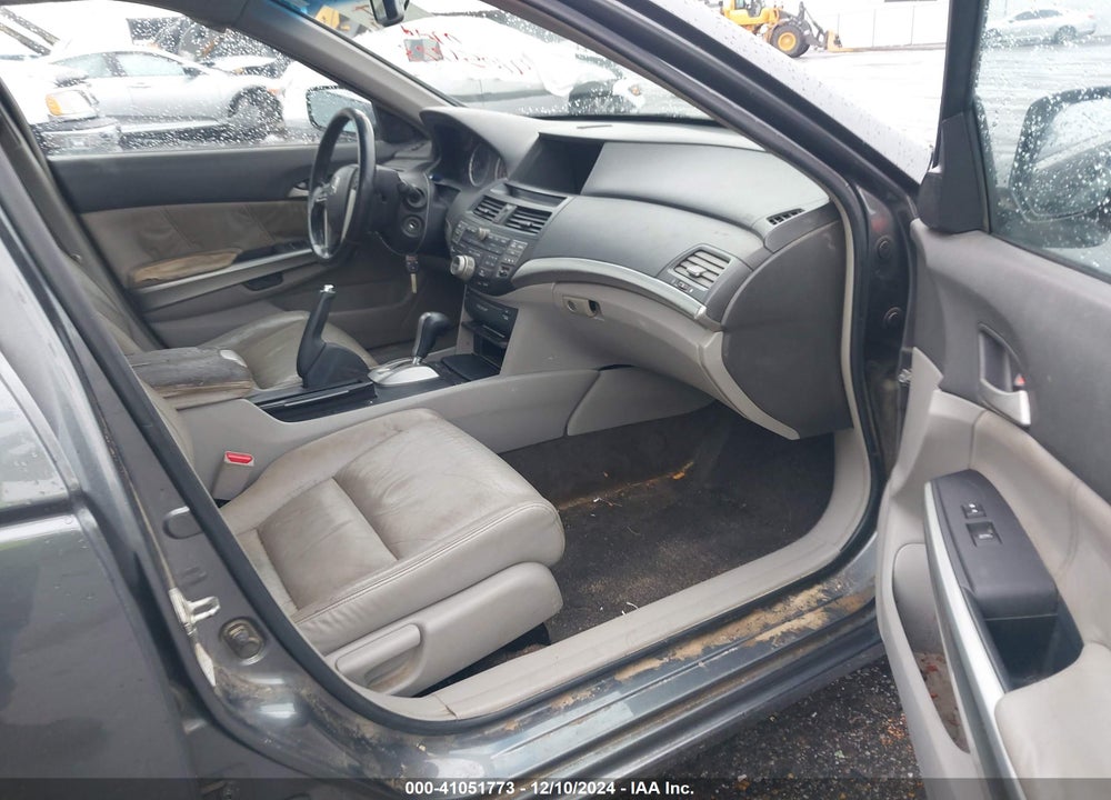 2008 HONDA ACCORD 2.4 EX-L VIN: 1HGCP26888A047155