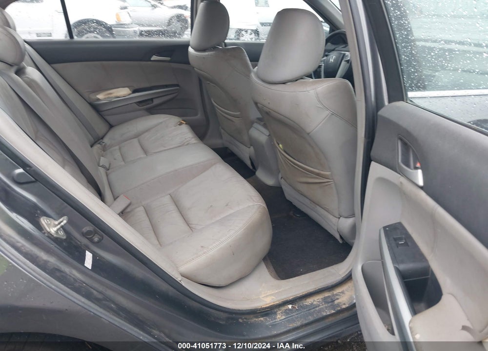 2008 HONDA ACCORD 2.4 EX-L VIN: 1HGCP26888A047155