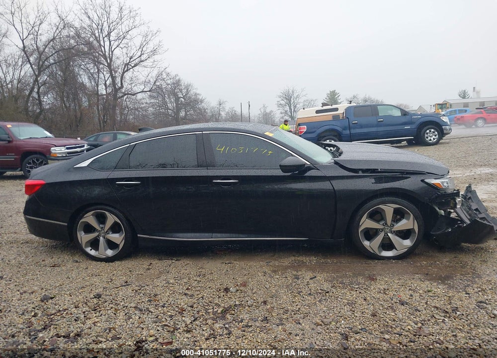 2018 HONDA ACCORD TOURING VIN: 1HGCV1F93JA026275