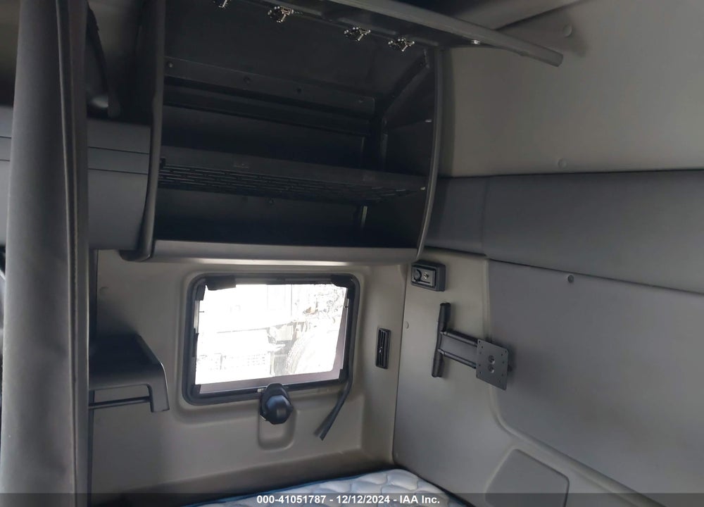 2019 INTERNATIONAL LT VIN: 3HSDZAPR4KN610275