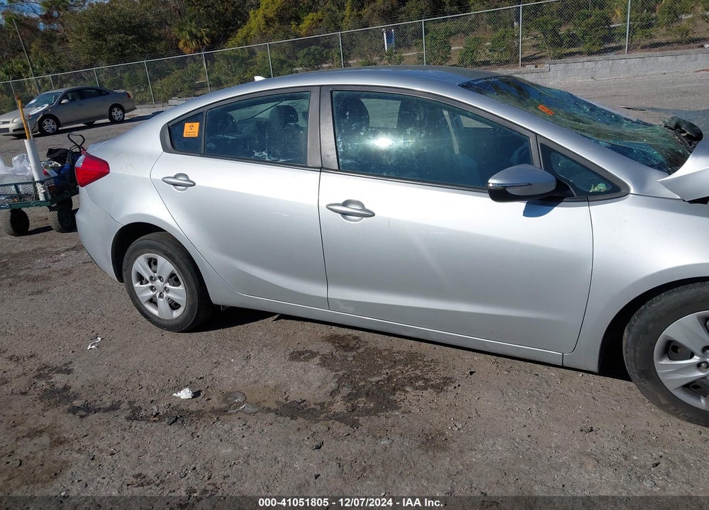 2015 KIA FORTE VIN: KNAFX4A69F5313539