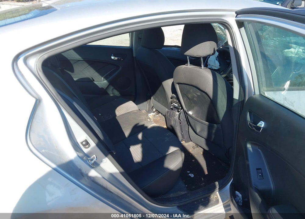 2015 KIA FORTE VIN: KNAFX4A69F5313539