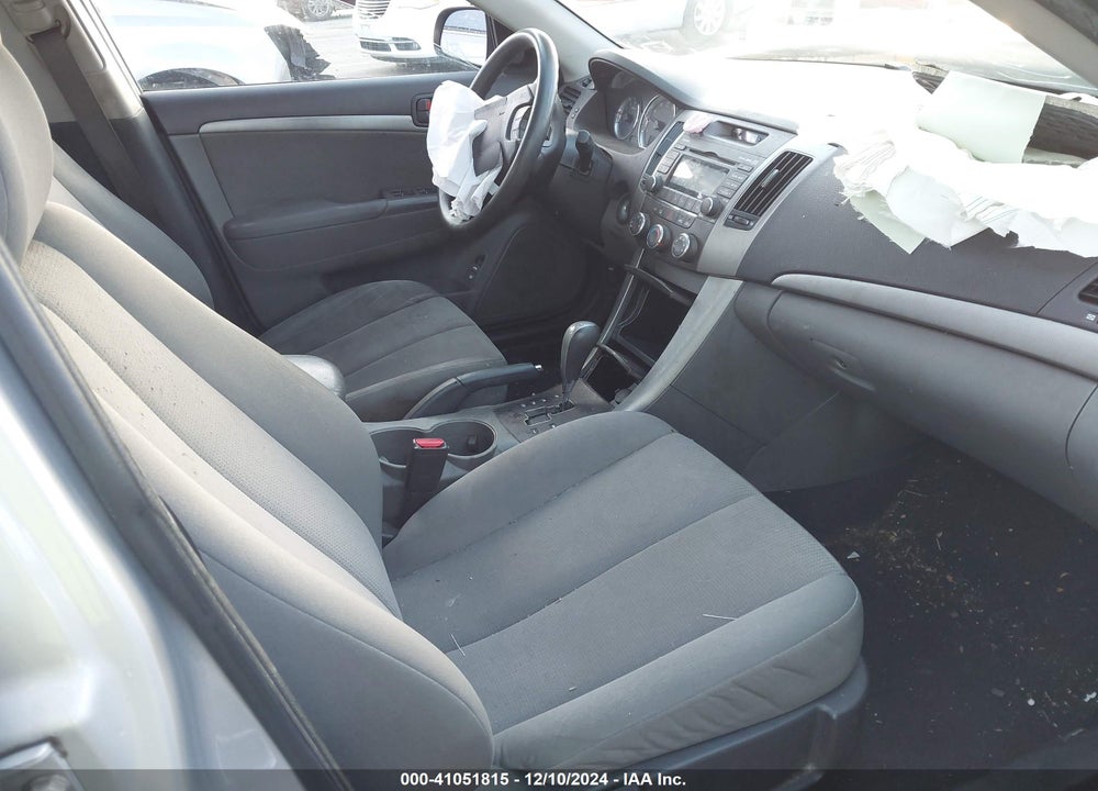 2010 HYUNDAI SONATA VIN: 5NPET4AC3AH649468