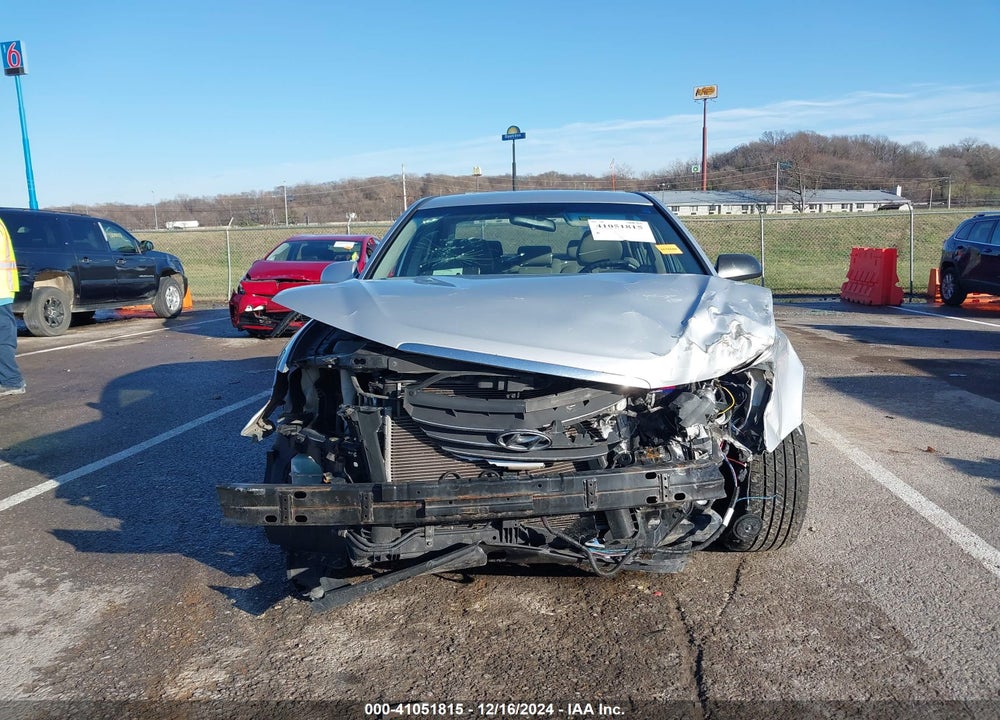 2010 HYUNDAI SONATA VIN: 5NPET4AC3AH649468
