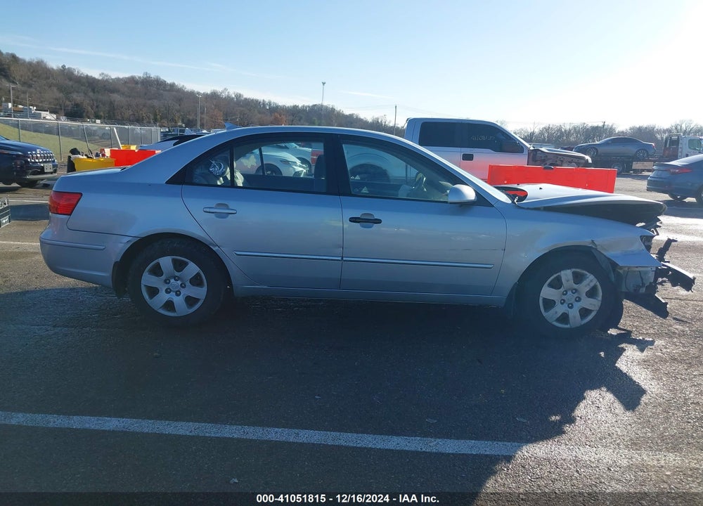 2010 HYUNDAI SONATA VIN: 5NPET4AC3AH649468