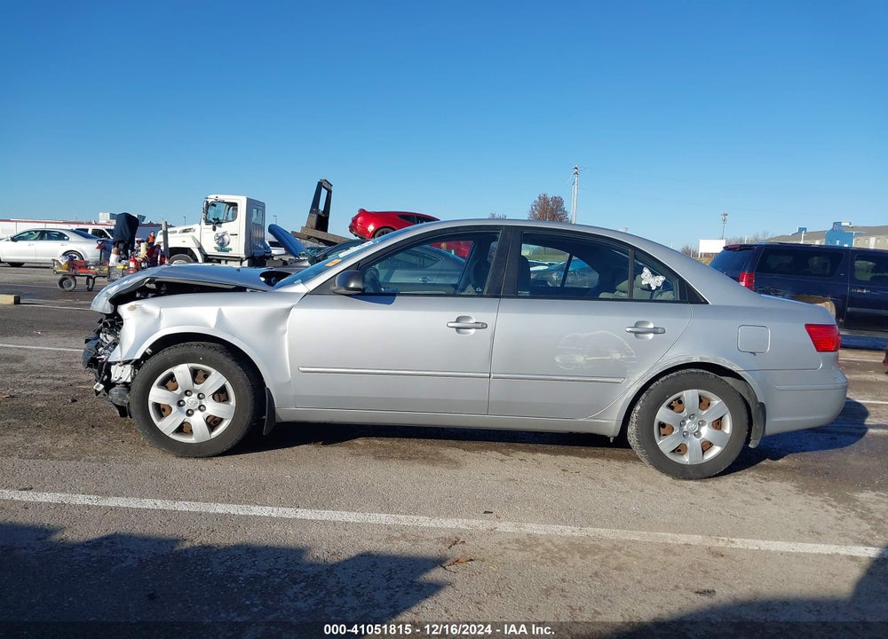 2010 HYUNDAI SONATA VIN: 5NPET4AC3AH649468