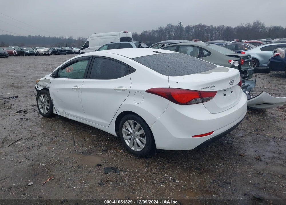 2016 HYUNDAI ELANTRA SE VIN: 5NPDH4AE3GH722135