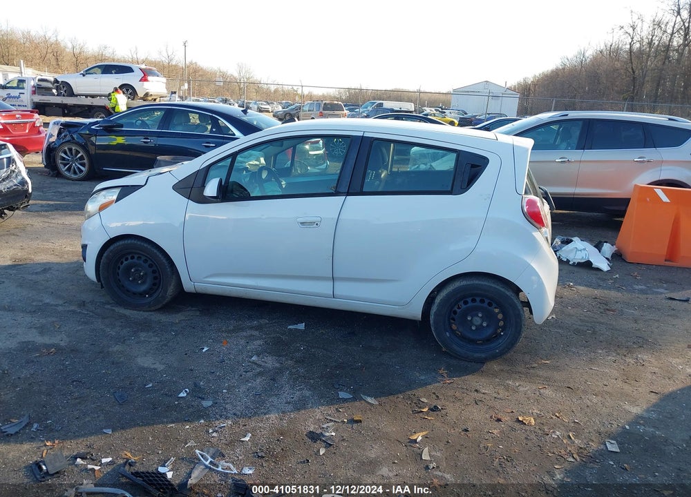 2015 CHEVROLET SPARK VIN: KL8CD6S98FC727452