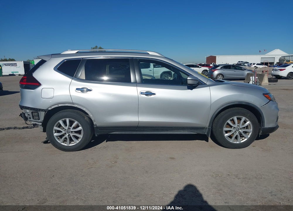 2018 NISSAN ROGUE SV VIN: JN8AT2MT4JW469753