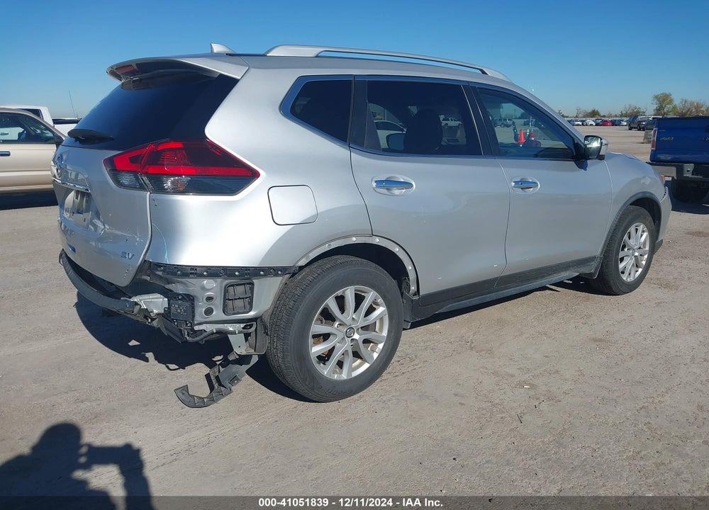 2018 NISSAN ROGUE SV VIN: JN8AT2MT4JW469753