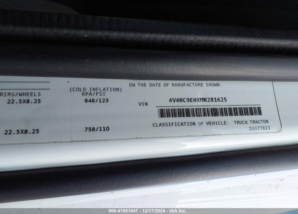 2021 VOLVO VNL VIN: 4V4NC9EHXMN281625