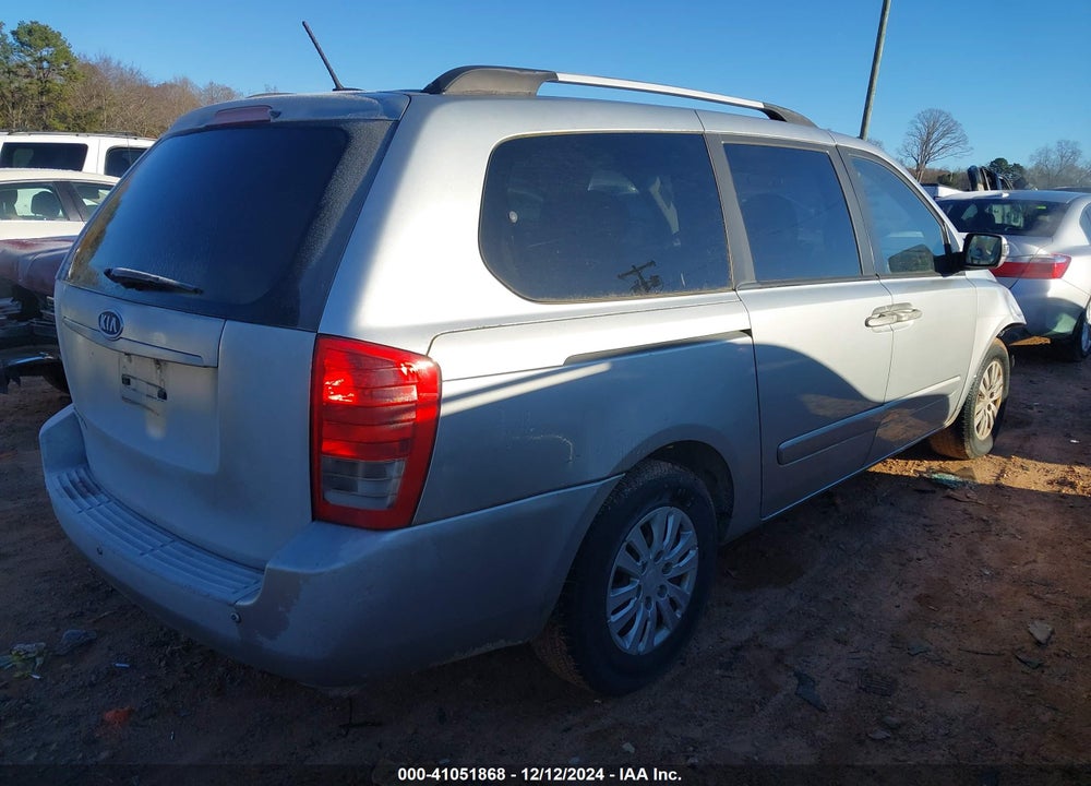 2011 KIA SEDONA LX VIN: KNDMG4C72B6366832