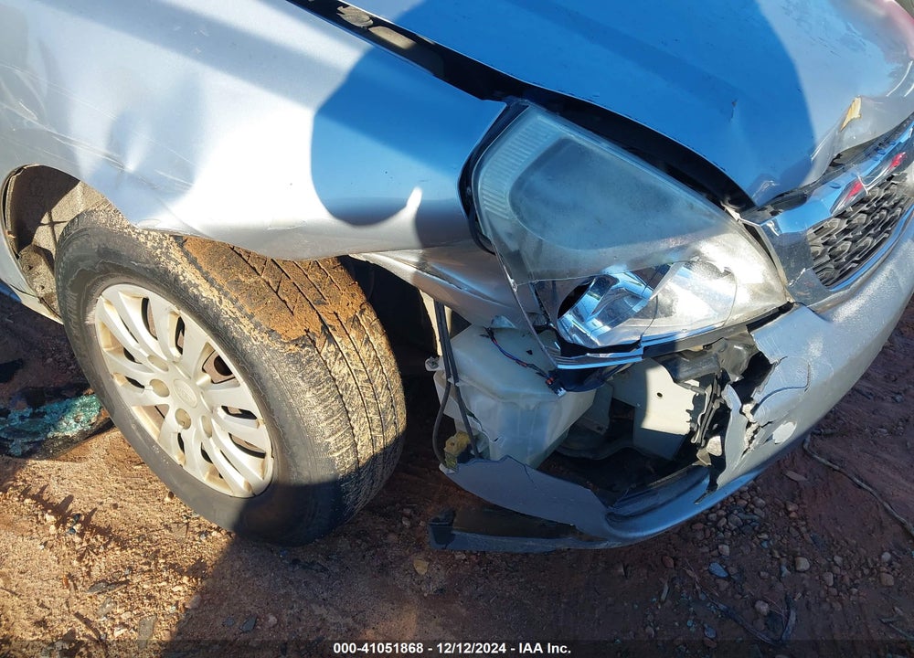 2011 KIA SEDONA LX VIN: KNDMG4C72B6366832