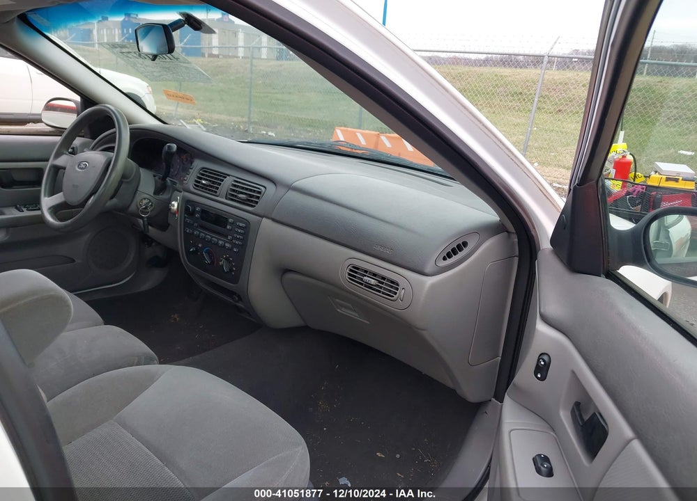 2007 FORD TAURUS SE VIN: 1FAFP53UX7A123364