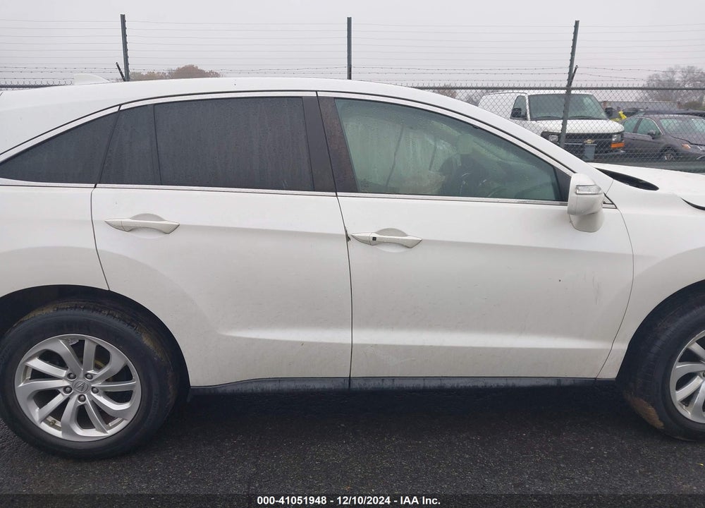 2017 ACURA RDX TECHNOLOGY   WATCH PLUS PACKAGES/W/TECHNOLOGY PACKAGE VIN: 5J8TB4H55HL017709