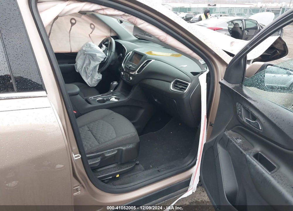 2019 CHEVROLET EQUINOX LT VIN: 2GNAXKEV6K6149546