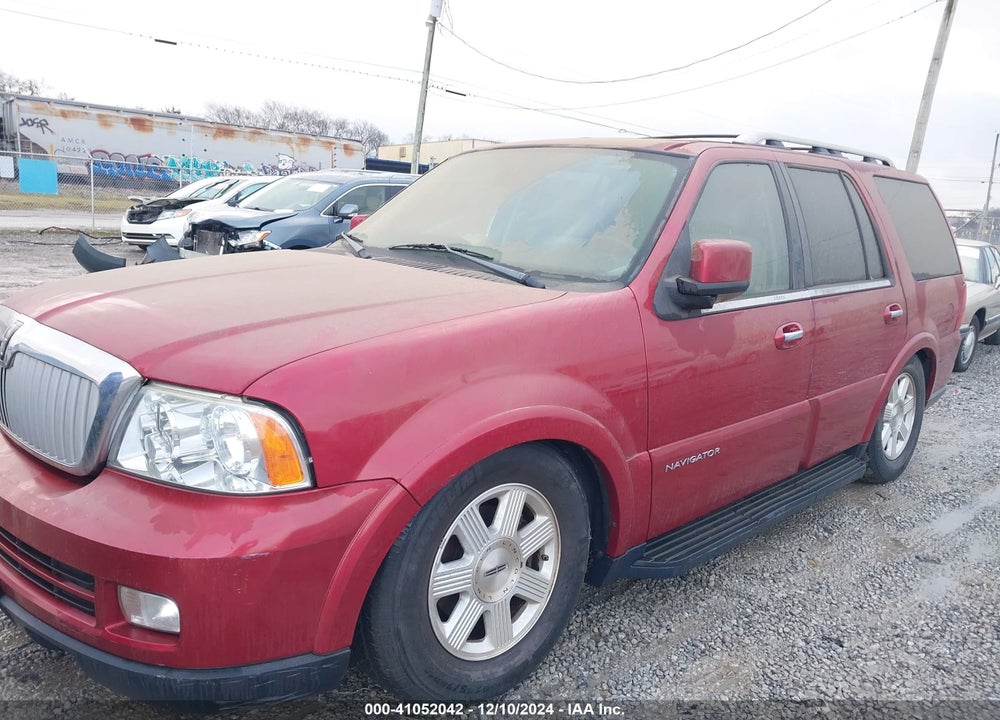 2005 LINCOLN NAVIGATOR VIN: 5LMFU28555LJ06212