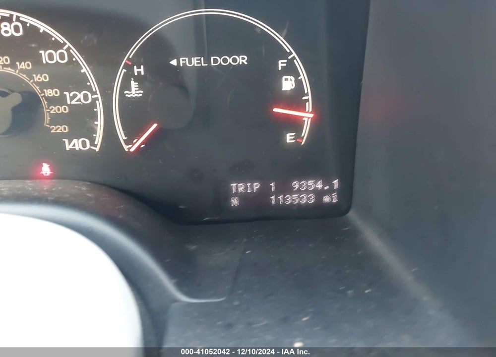 2005 LINCOLN NAVIGATOR VIN: 5LMFU28555LJ06212