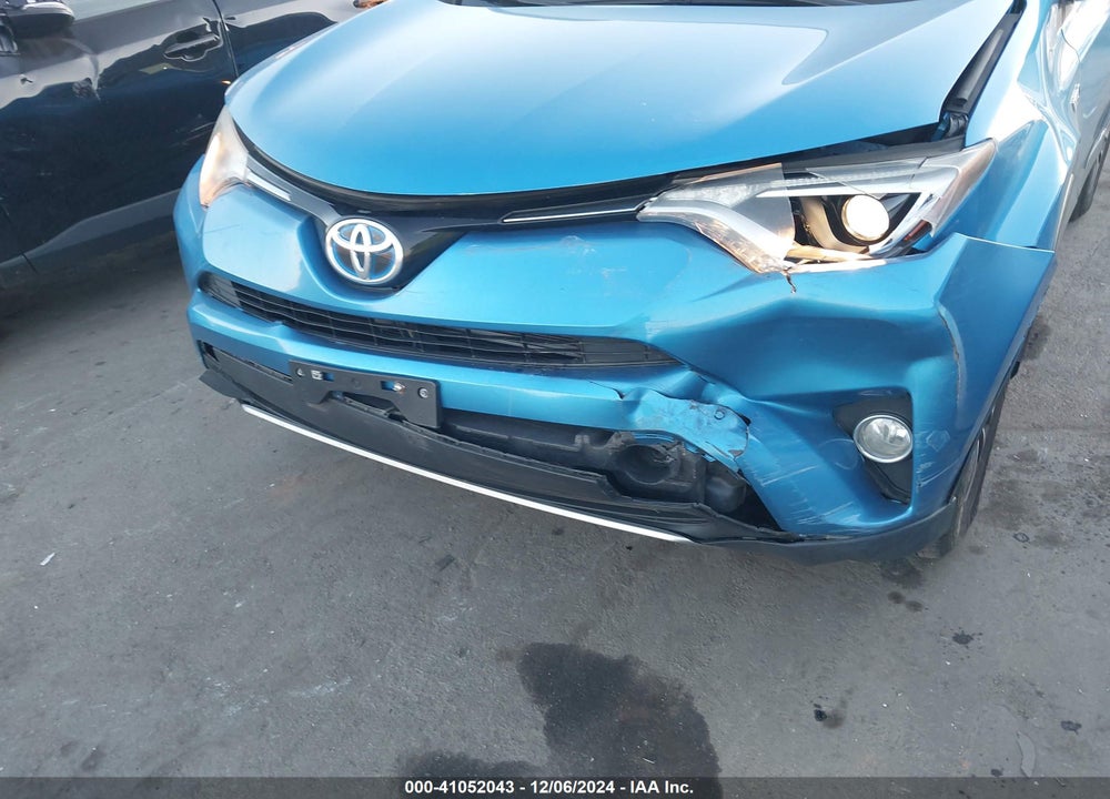 2016 TOYOTA RAV4 HYBRID XLE VIN: JTMRJREV8GD024188