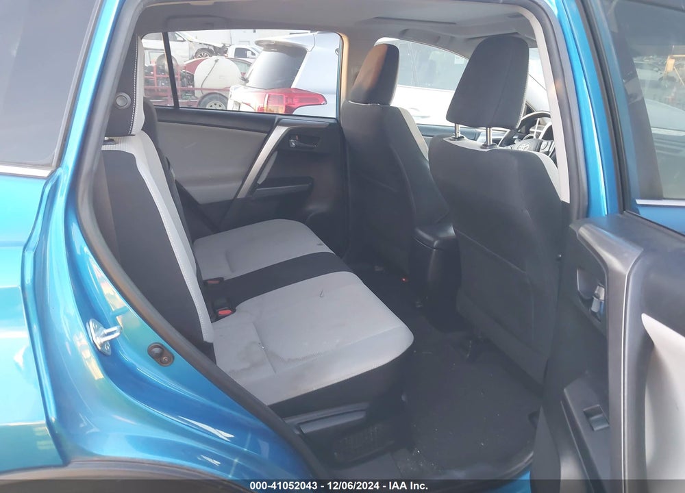 2016 TOYOTA RAV4 HYBRID XLE VIN: JTMRJREV8GD024188