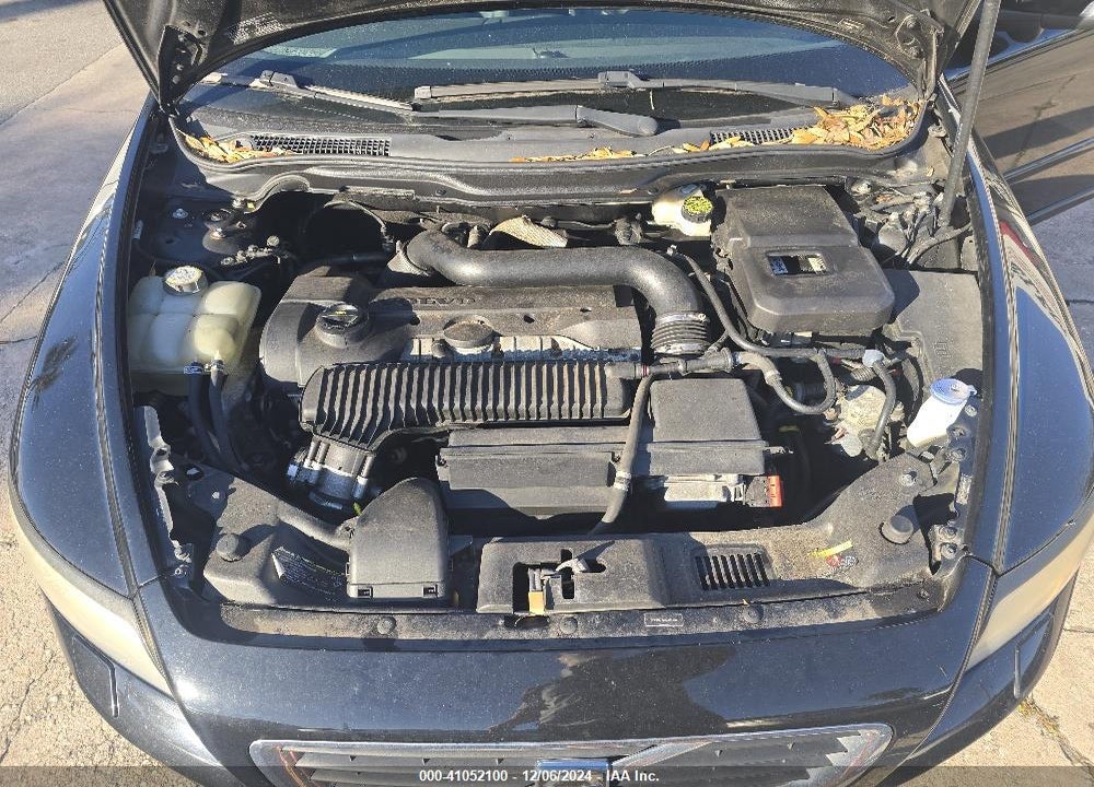 2008 VOLVO S40 T5 VIN: YV1MH672X82374369