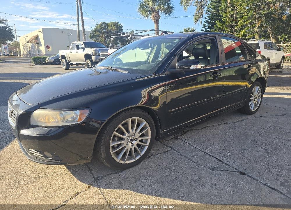 2008 VOLVO S40 T5 VIN: YV1MH672X82374369