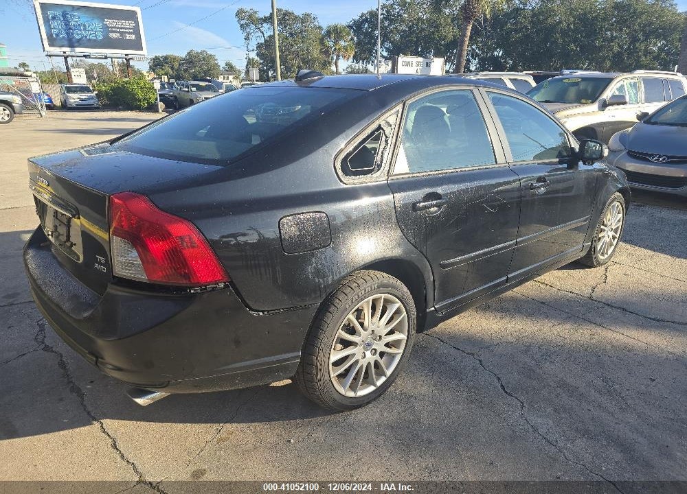 2008 VOLVO S40 T5 VIN: YV1MH672X82374369