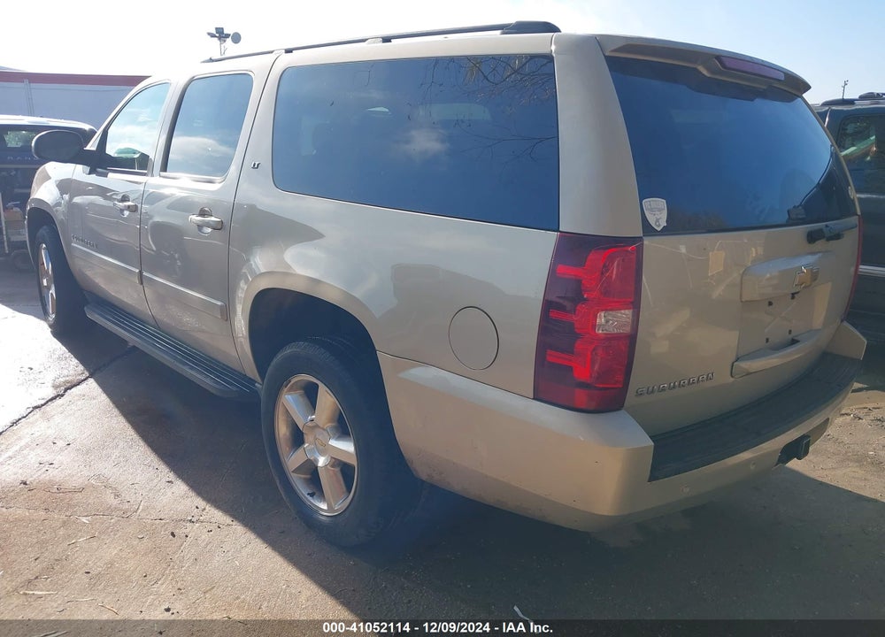 2008 CHEVROLET SUBURBAN 1500 LT VIN: 3GNFK16338G105562