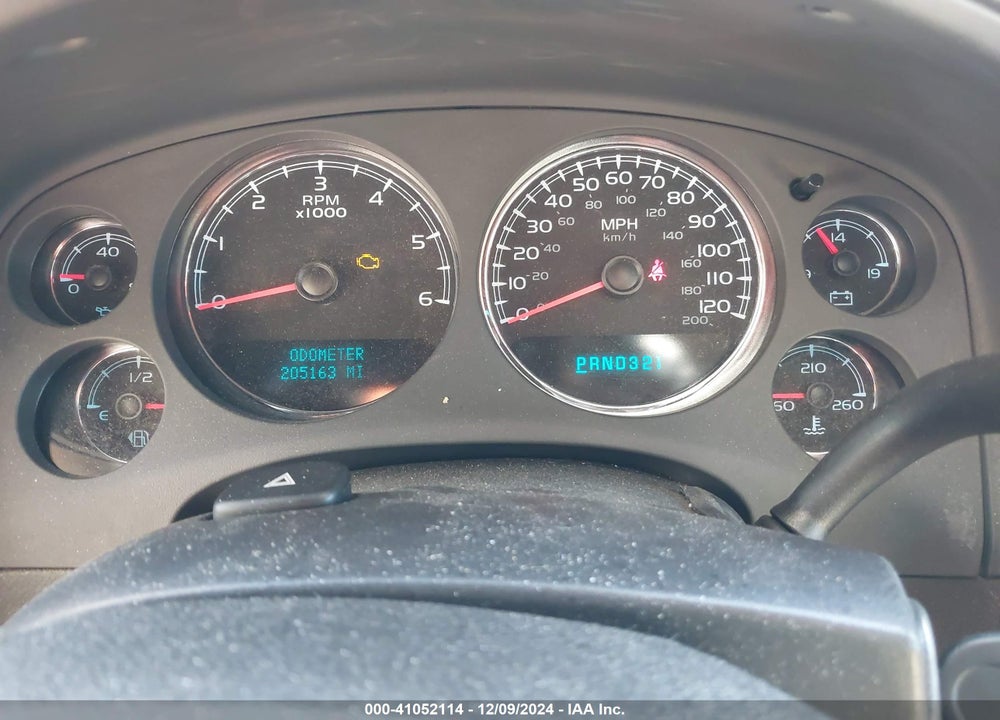 2008 CHEVROLET SUBURBAN 1500 LT VIN: 3GNFK16338G105562