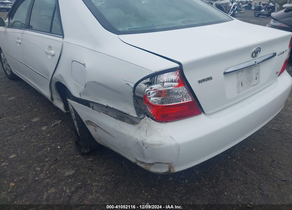 2004 TOYOTA CAMRY XLE V6 VIN: 4T1BF30K44U068788
