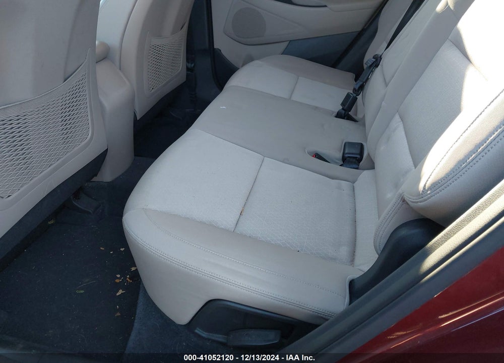 2017 HYUNDAI TUCSON SE VIN: KM8J3CA45HU495715