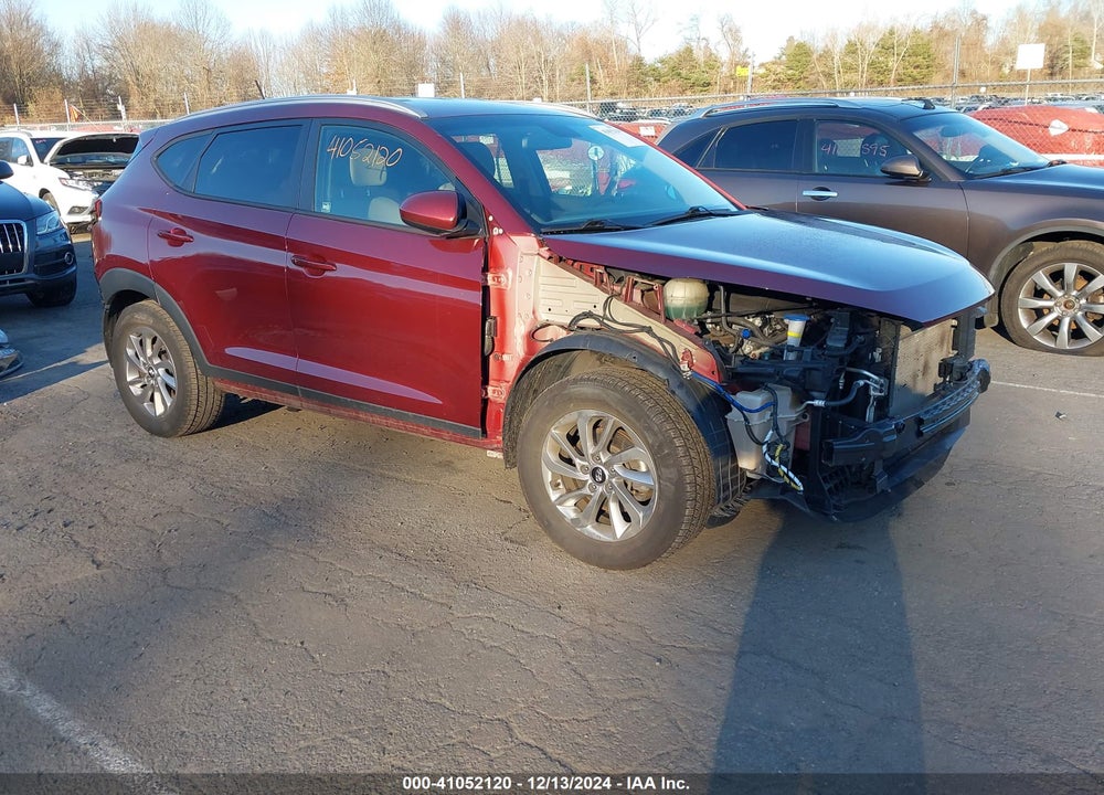 2017 HYUNDAI TUCSON SE VIN: KM8J3CA45HU495715
