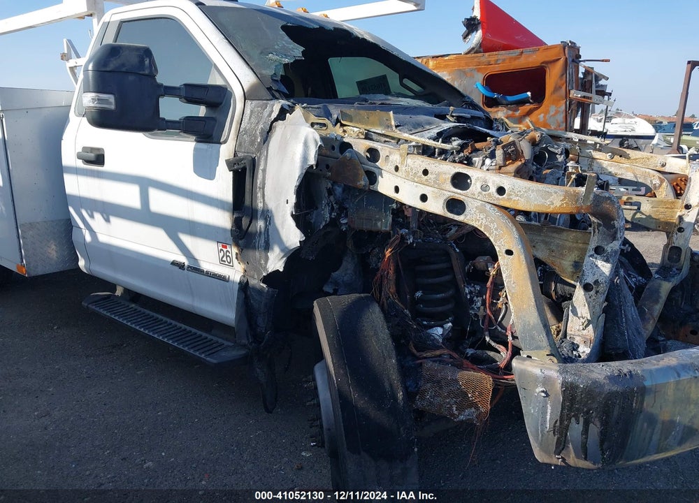 2017 FORD F-450 CHASSIS XLT VIN: 1FDUF4GT1HED73338