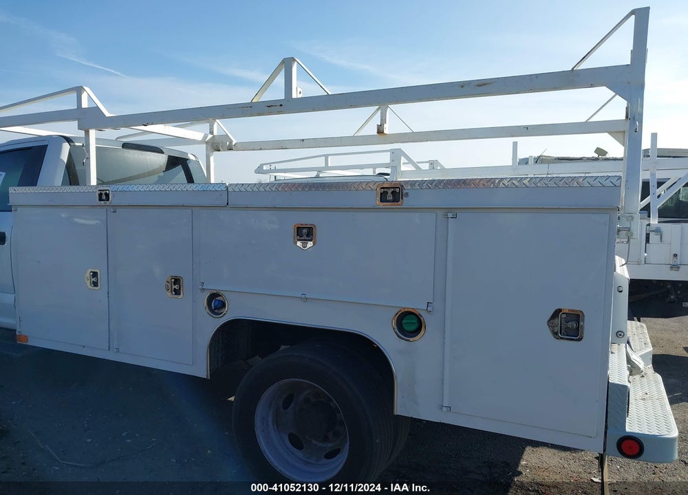 2017 FORD F-450 CHASSIS XLT VIN: 1FDUF4GT1HED73338