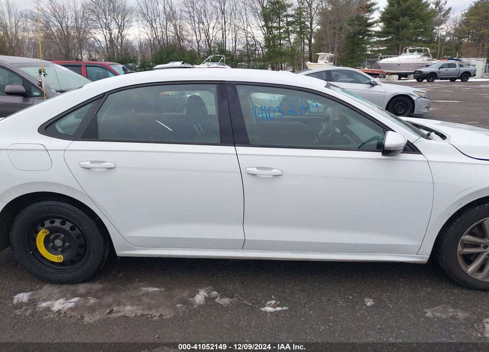 2021 VOLKSWAGEN PASSAT 2.0T S VIN: 1VWAA7A34MC018568