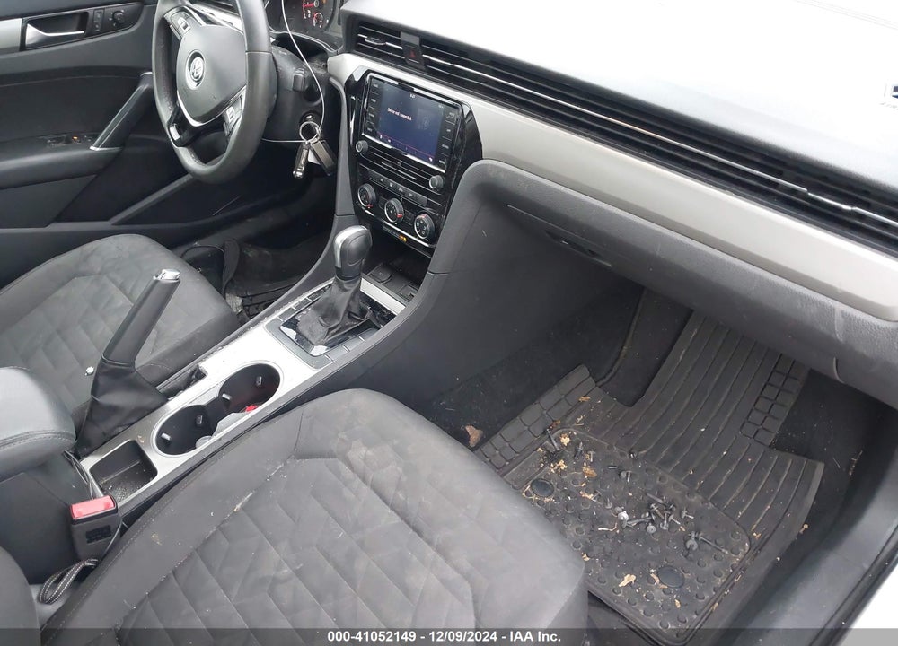 2021 VOLKSWAGEN PASSAT 2.0T S VIN: 1VWAA7A34MC018568
