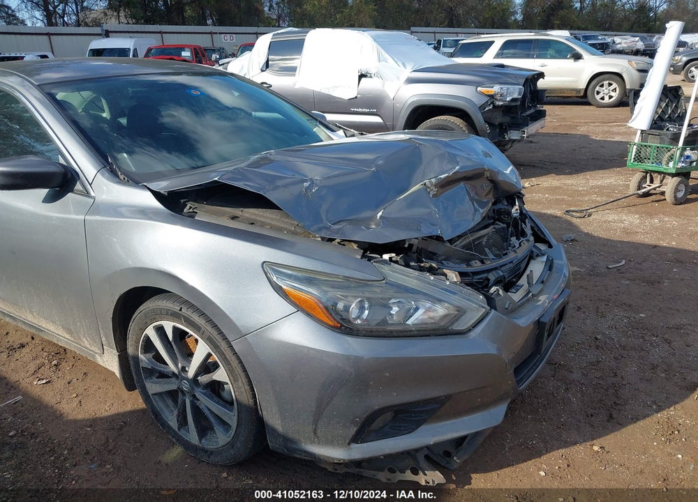 2017 NISSAN ALTIMA VIN: 1N4AL3AP5HN312537