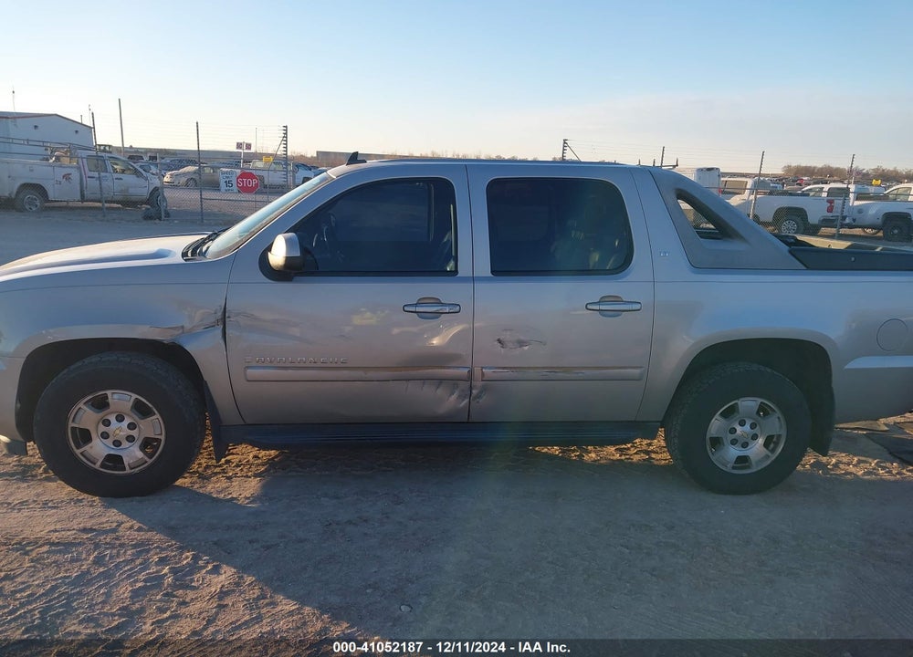 2007 CHEVROLET AVALANCHE 1500 LT VIN: 3GNEC12017G262557
